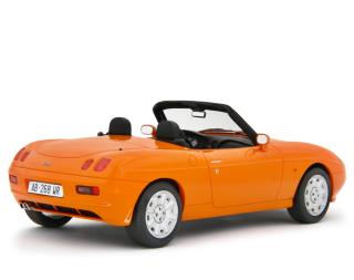 Fiat Barchetta 1995 Arancio Laudoracing 1:18 Resinemodell (Türen, Motorhaube... nicht zu öffnen!)
